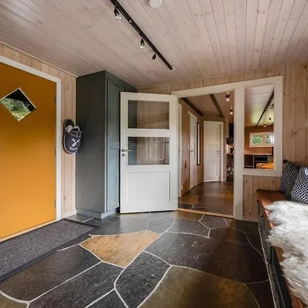 Your Ideal Getaway Awaits In Charming Retreat