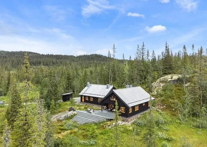 Your Ideal Getaway Awaits In Charming Retreat