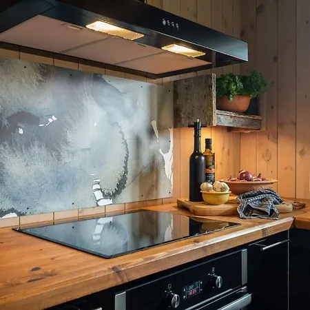 Your Ideal Getaway Awaits In Charming Retreat