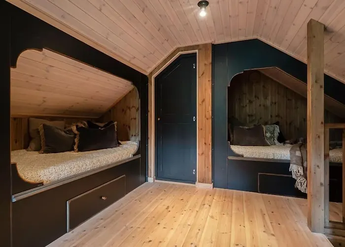 Your Ideal Getaway Awaits In Charming Retreat