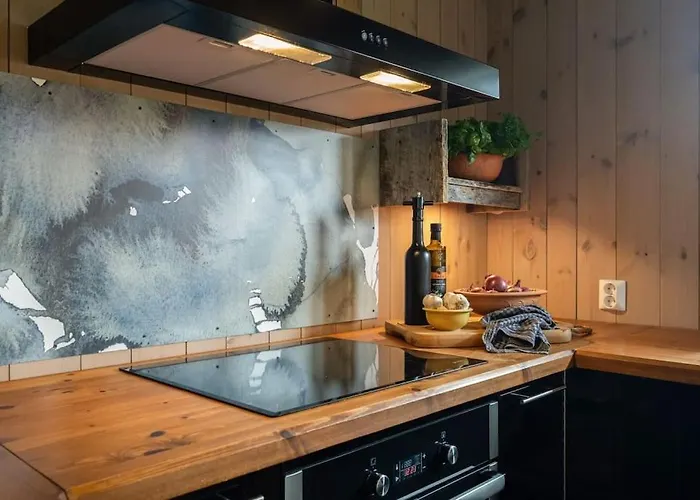 Your Ideal Getaway Awaits In Charming Retreat